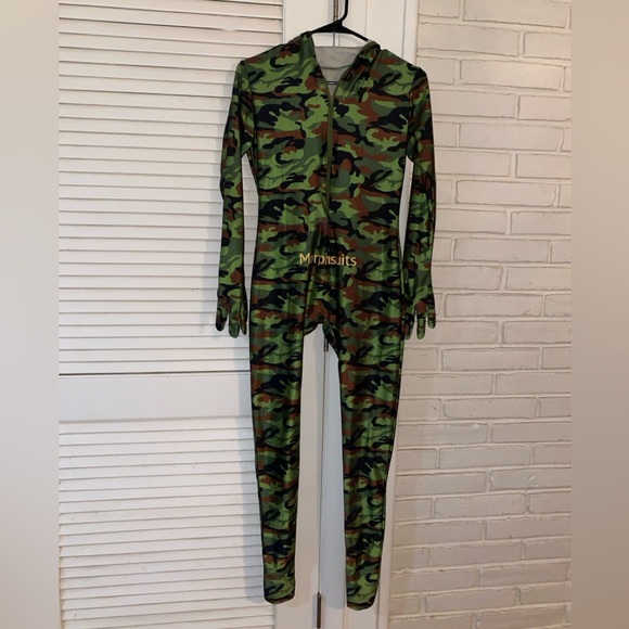 Morphsuit Camo Halloween Jumpsuit Size Medium - Unisex Teenager - Picture 1 of 6